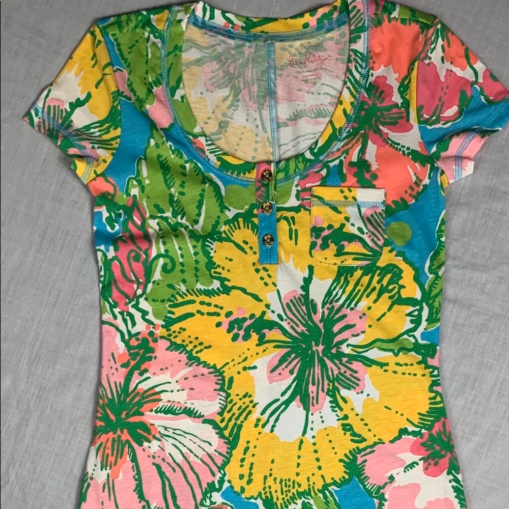 Lilly Pulitzer Britton T-Shirt Dress in Big Flirt - Picture 3 of 4